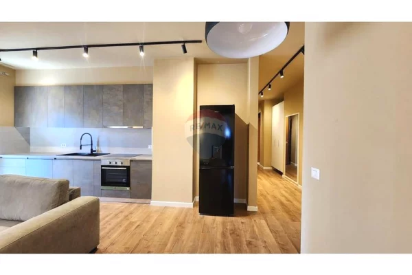 Shtepi me qera Apartament ne Tirane, 2+1, Mobilimi E mobiluar, Pagesa 1,250  Euro.