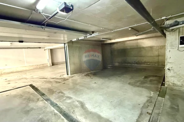 Shtepi me qera Apartament ne Tirane, 2+1, Mobilimi E mobiluar, Pagesa 135,000  Leke.