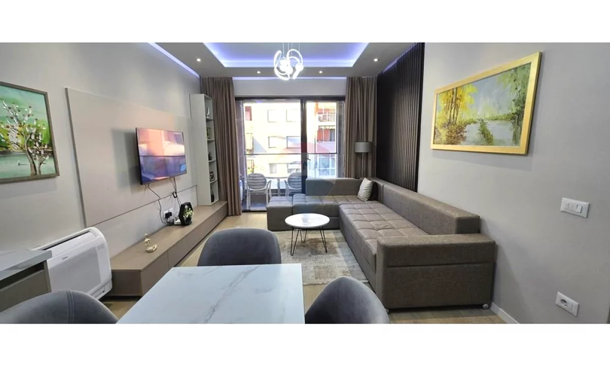 Shtepi me qera Apartament ne Tirane, 1+1, Mobilimi E mobiluar, Pagesa 850  Euro.