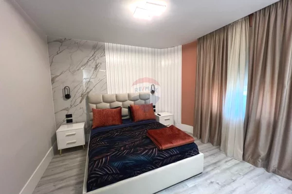 Shtepi me qera Apartament ne Tirane, 2+1, Mobilimi E mobiluar, Pagesa 2,000  Euro.