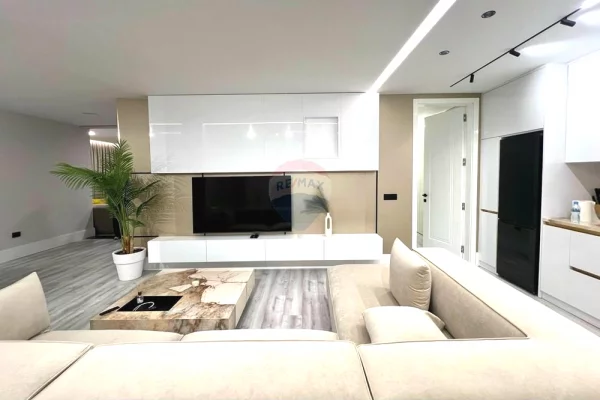 House for Rent 2+1 in Tirana - 2,000 Euro