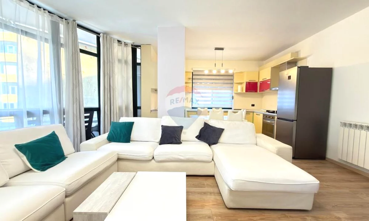 Shtepi me qera Apartament ne Tirane, 2+1, Mobilimi E mobiluar, Pagesa 65,000  Leke.