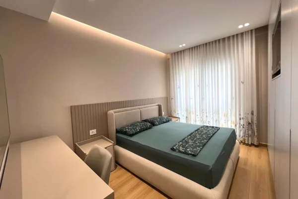 Shtepi me qera Apartament ne Tirane, 2+1, Mobilimi E mobiluar, Pagesa 1,000  Euro.