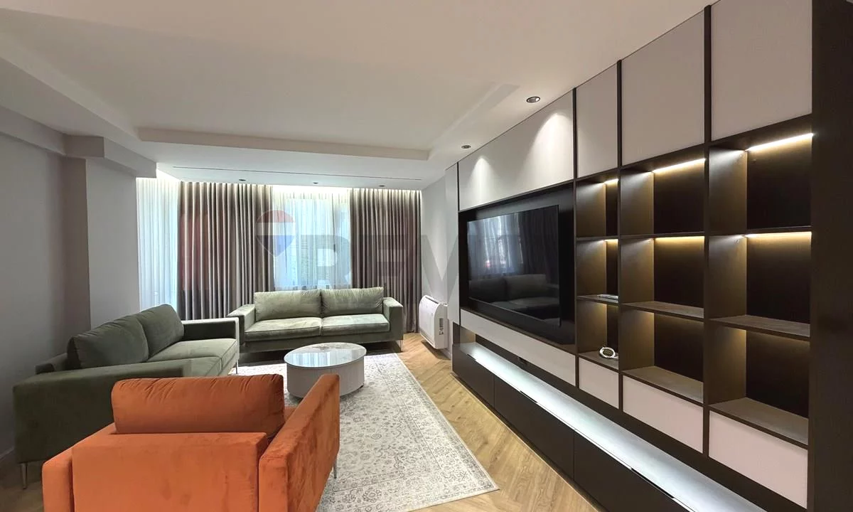 Shtepi me qera Apartament ne Tirane, 2+1, Mobilimi E mobiluar, Pagesa 1,200  Euro.