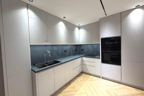 Shtepi me qera Apartament ne Tirane, 2+1, Mobilimi E mobiluar, Pagesa 1,200  Euro.