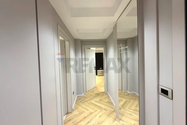 Shtepi me qera Apartament ne Tirane, 2+1, Mobilimi E mobiluar, Pagesa 1,200  Euro.