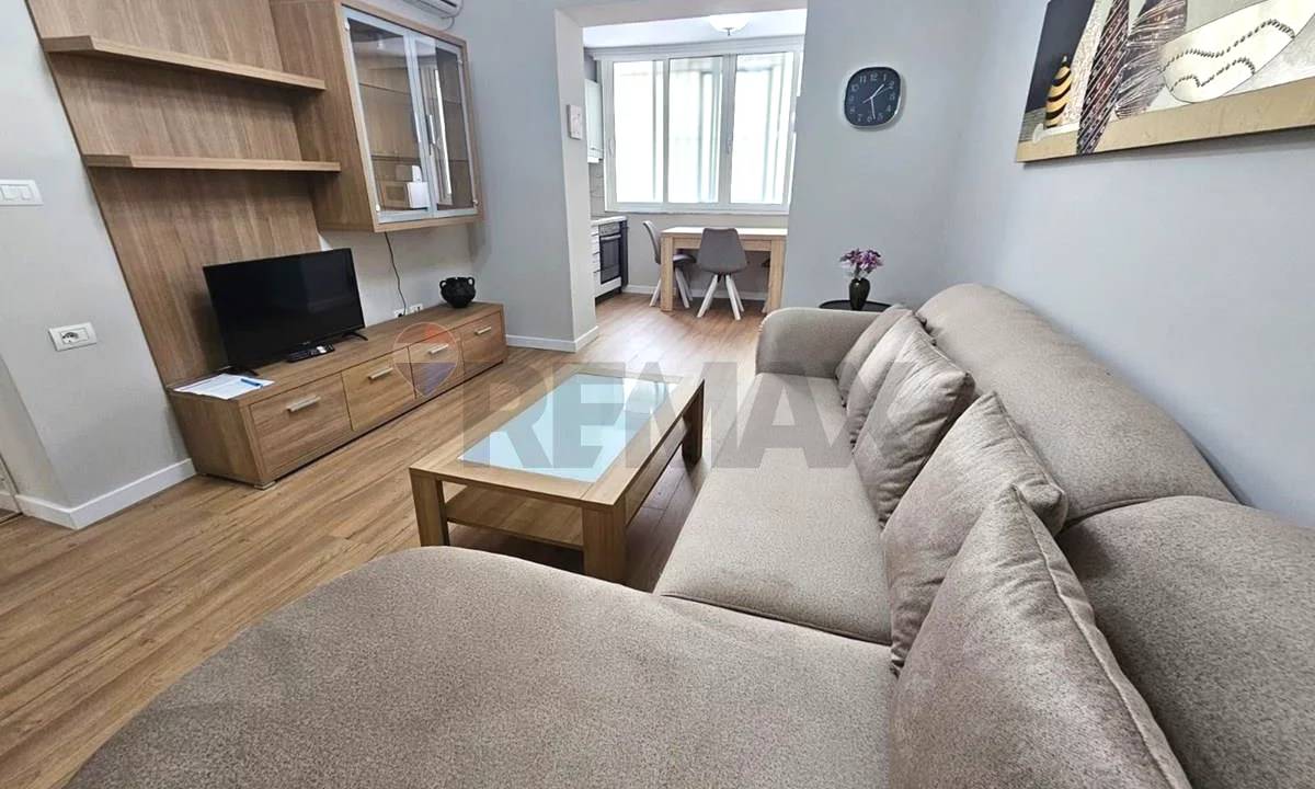 Shtepi me qera Apartament ne Tirane, 2+1, Mobilimi E mobiluar, Pagesa 800  Euro.