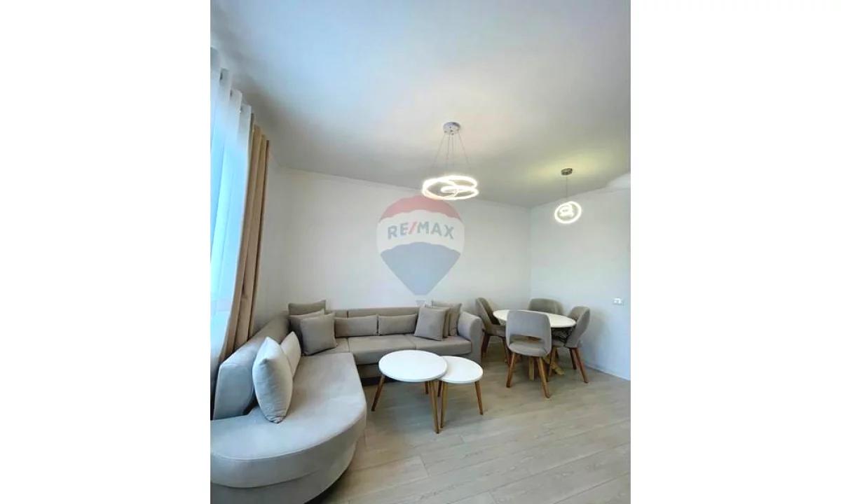 Shtepi me qera Apartament ne Tirane, 1+1, Mobilimi E mobiluar, Pagesa 900  Euro.