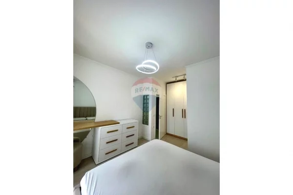 Shtepi me qera Apartament ne Tirane, 1+1, Mobilimi E mobiluar, Pagesa 900  Euro.