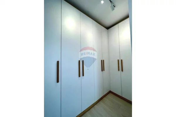 Shtepi me qera Apartament ne Tirane, 1+1, Mobilimi E mobiluar, Pagesa 900  Euro.
