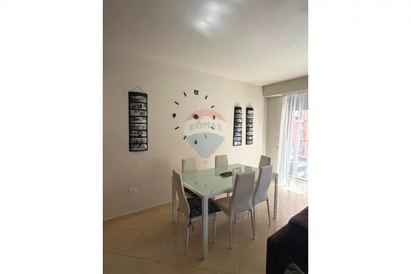 Shtepi me qera Apartament ne Tirane, 2+1, Mobilimi E mobiluar, Pagesa 75,000  Leke.