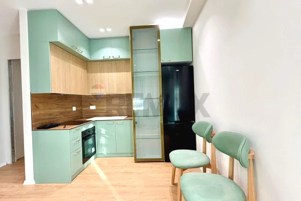 Shtepi me qera Apartament ne Tirane, 2+1, Mobilimi E mobiluar, Pagesa 750  Euro.