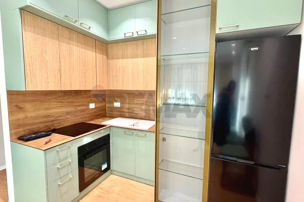 Shtepi me qera Apartament ne Tirane, 2+1, Mobilimi E mobiluar, Pagesa 750  Euro.