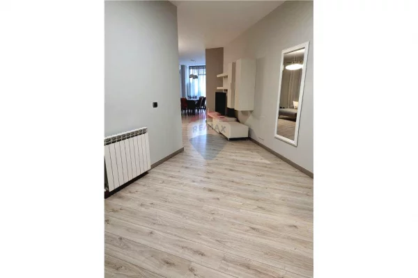 Shtepi me qera Apartament ne Tirane, 3+1, Mobilimi E mobiluar, Pagesa 200,000  Leke.