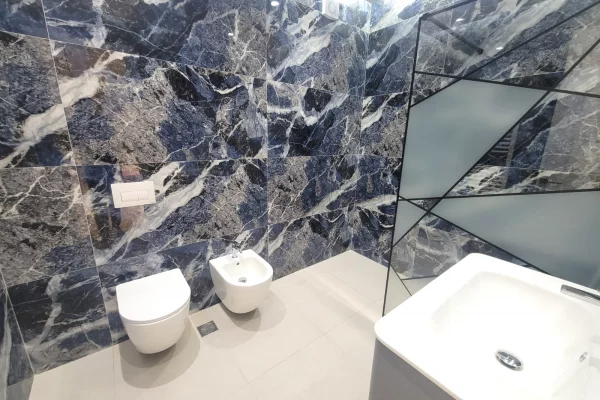 Shtepi me qera Apartament ne Tirane, 2+1, Mobilimi E mobiluar, Pagesa 1,100  Euro.