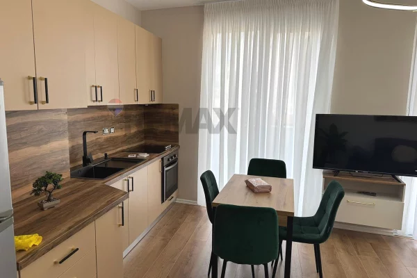 Shtepi me qera Apartament ne Tirane, 2+1, Mobilimi E mobiluar, Pagesa 1,000  Euro.