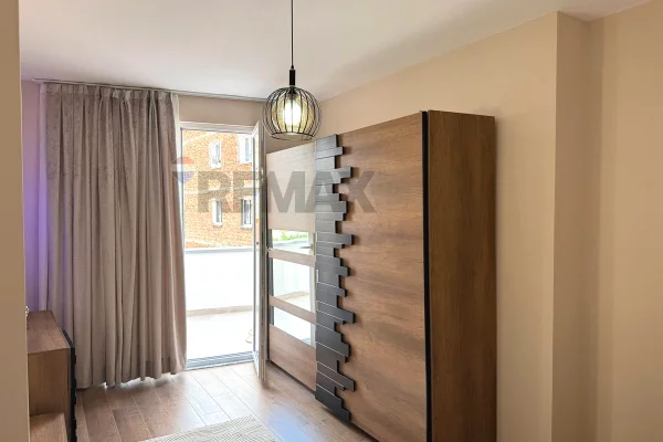 Shtepi me qera Apartament ne Tirane, 2+1, Mobilimi E mobiluar, Pagesa 1,000  Euro.