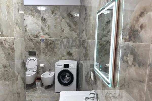 Shtepi me qera Apartament ne Tirane, 2+1, Mobilimi E mobiluar, Pagesa 1,000  Euro.