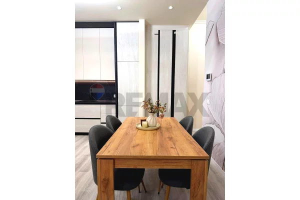 Shtepi me qera Apartament ne Tirane, 1+1, Mobilimi E mobiluar, Pagesa 120,000  Leke.