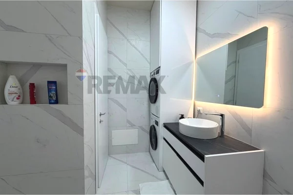 Shtepi me qera Apartament ne Tirane, 1+1, Mobilimi E mobiluar, Pagesa 120,000  Leke.