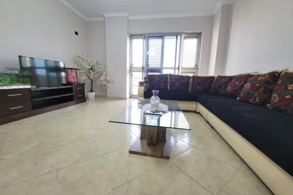 Shtepi ne shitje 3+1 ne Tirane - 25,800,000 Leke