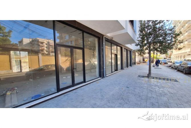 SHITET NJESI KOMERCIALE NE ZONEN E PLAZHIT, DURRES