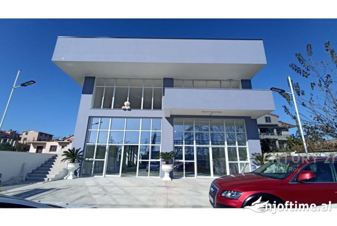 JEPET KAPANON ME QERA BUZE RRUGES KRYESORE RRASHBULL!!!