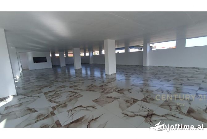 JEPET KAPANON ME QERA BUZE RRUGES KRYESORE RRASHBULL!!!