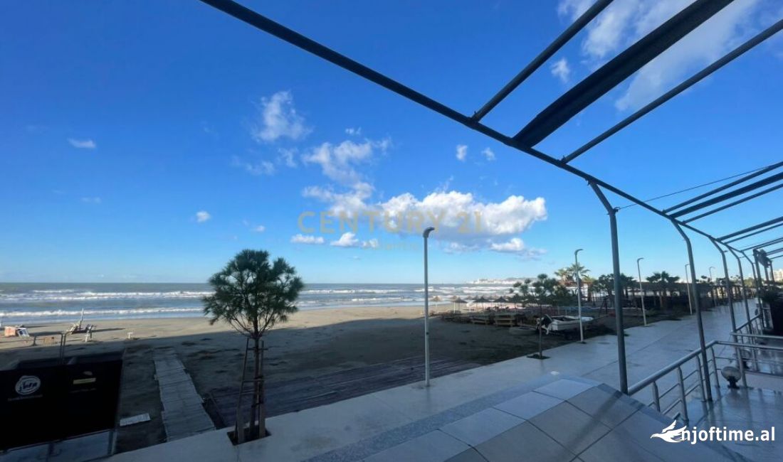 Jepet me Qira Bar-Restorant ne Vijen e Pare Shkembi Kavajes!