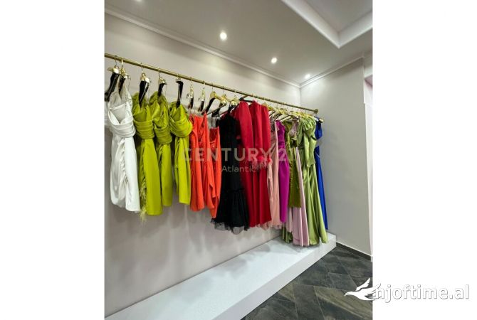 SHITET AKTIVITET BIZNESI NE VOLLGA DURRES !