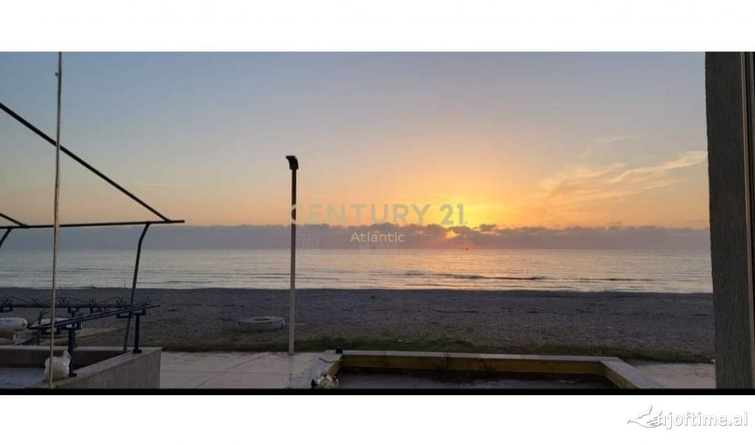 SHITET NJESI KOMERCIALE VIJA E PARE ME DETIN !!