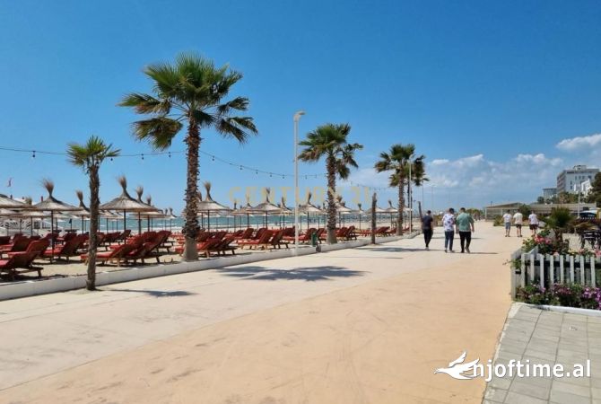 SHITET NJESI KOMERCIALE VIJA E PARE ME DETIN !!