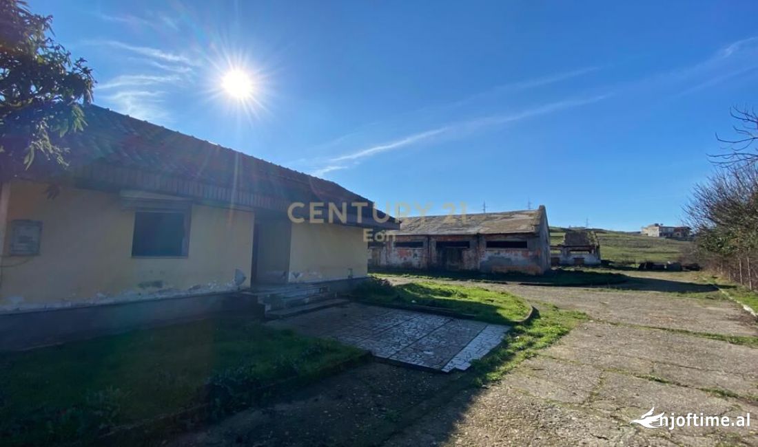 SUPER OKAZION , SHITEN KAPANONE DHE TOKE ME SIPERFAQJE 9833 M2 NE XHAFZOTAJ, DURRES!