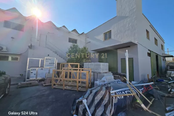 Magazinë për Shitje në Shkozet, 1332 m² !