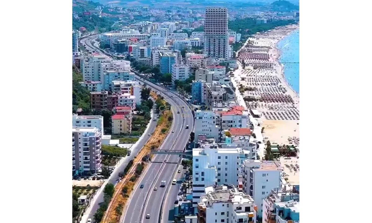 SHITET, AMBIENT BIZNESI VIJE E PARE ME DETIN, SHKEMBI I KAVAJES, DURRES