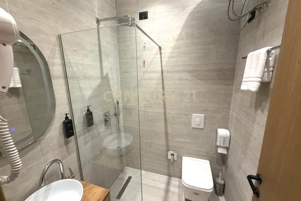 Shtepi ne shitje Apartament ne Durres, 4+1, Mobilimi E mobiluar, Pagesa 400,000  Euro.