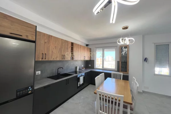 Shtepi ne shitje 1+1 ne Durres - 120,000 Euro