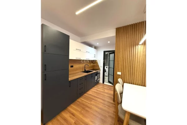 Shtepi ne shitje Apartament ne Durres, 1+1, Mobilimi E mobiluar, Pagesa 89,000  Euro.