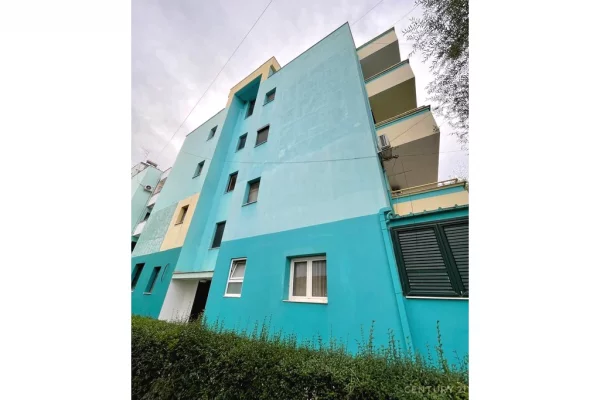 Appartamento in vendita a Durazzo 2+1, SemiArredato