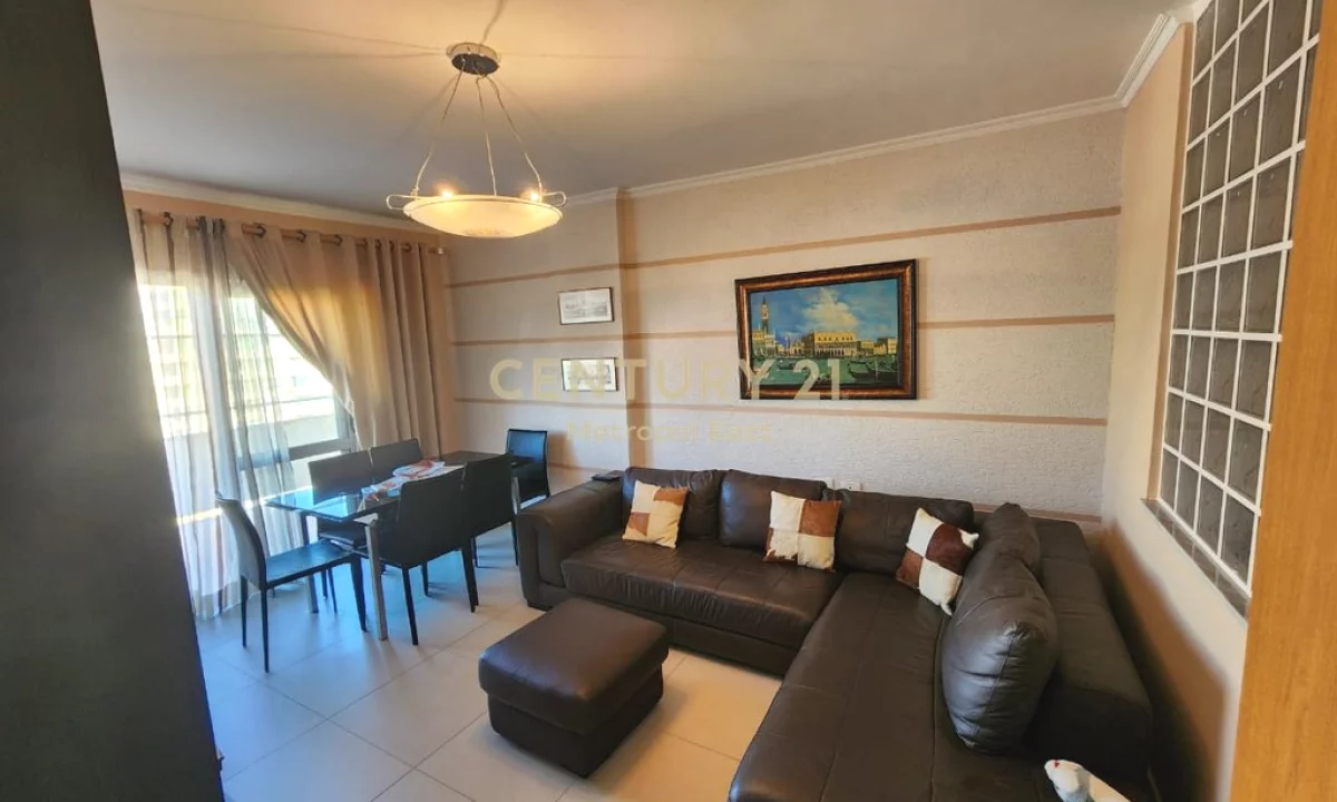 Appartamento in vendita a Durazzo 2+1, Arredato