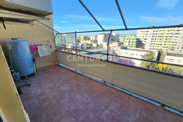 Appartamento in vendita a Durazzo 2+1, Arredato