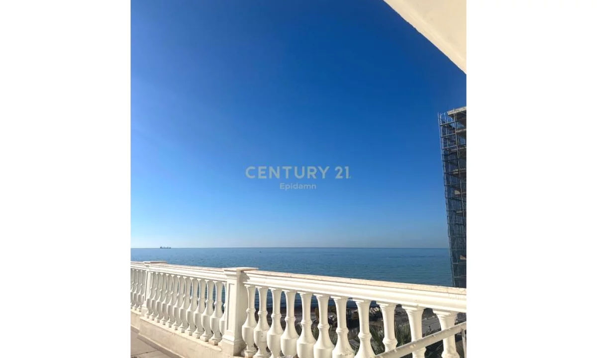 Shtepi ne shitje Apartament ne Durres, 1+1, Mobilimi Bosh, pa mobiluar, Pagesa 175,000  Euro.