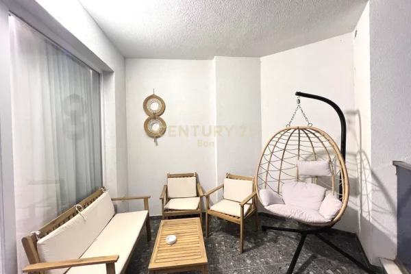 Appartamento in vendita a Durazzo 1+1, Arredato