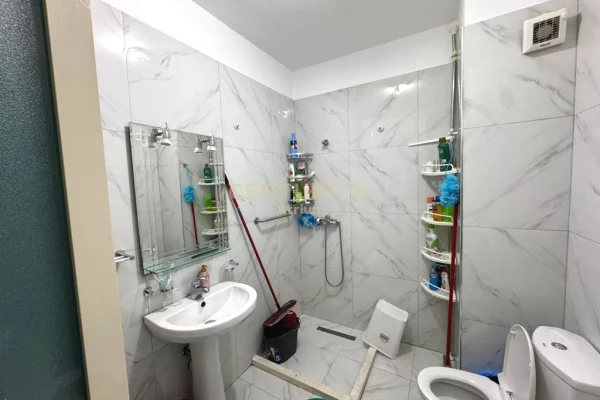 Appartamento in vendita a Durazzo 1+1, Arredato