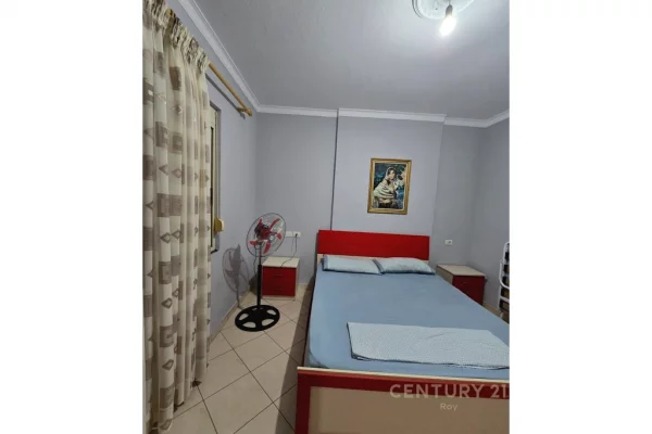 Shtepi ne shitje Apartament ne Durres, 1+1, Mobilimi Pjeserisht e mobiluar, Pagesa 70,000  Euro.