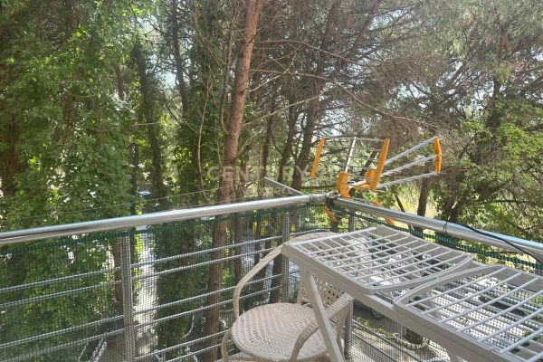 Shtepi ne shitje Apartament ne Durres, 1+1, Mobilimi E mobiluar, Pagesa 110,000  Euro.