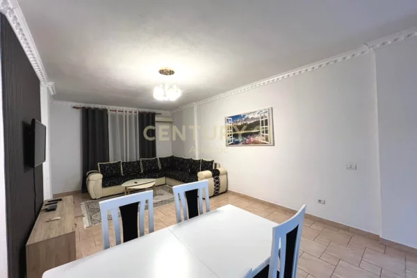 Appartamento in vendita a Durazzo 1+1, Arredato