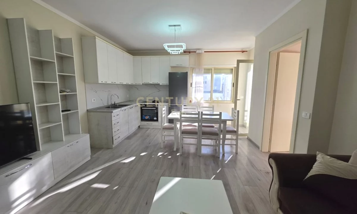 Appartamento in vendita a Durazzo 2+1, Arredato