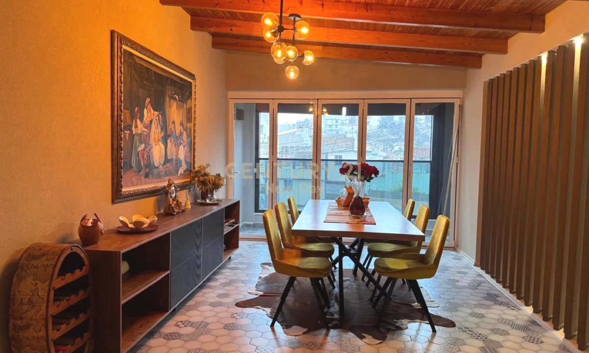 Appartamento in vendita a Durazzo 2+1, Arredato