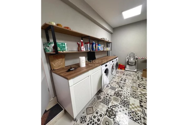 Appartamento in vendita a Durazzo 2+1, Arredato